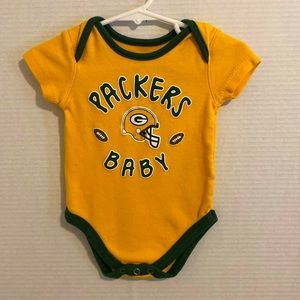 NFL Green Bay Packers short sleeve onesie SZ 3-6M.